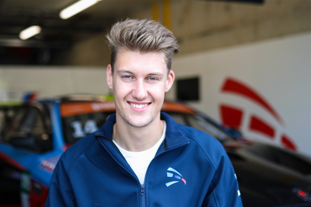 Nicolai Sylvest kører i denne weekend sidste afdeling af ADAC GT Masters.